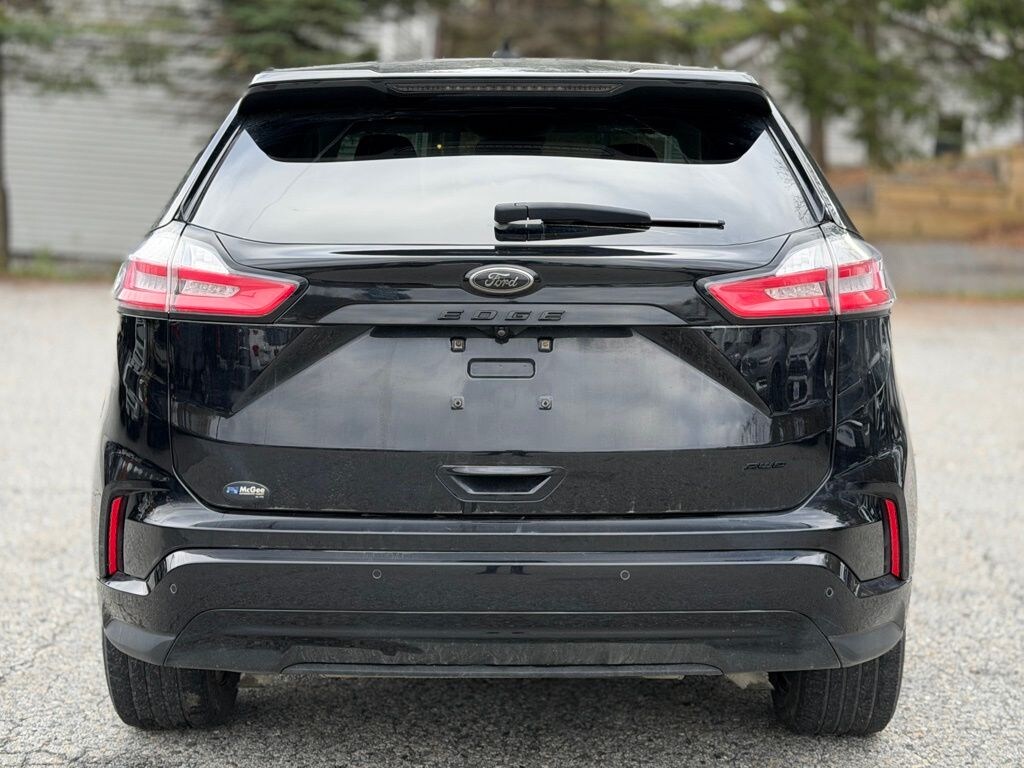Used 2022 Ford Edge SE SUV