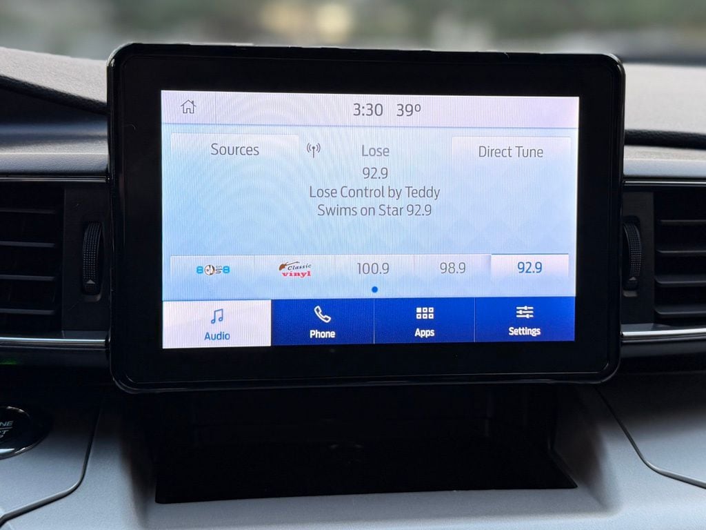 2021 Ford Explorer XLT - Photo 10