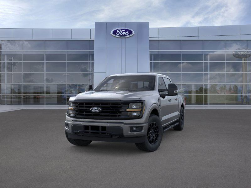 2025 Ford F-150 XLT photo 2
