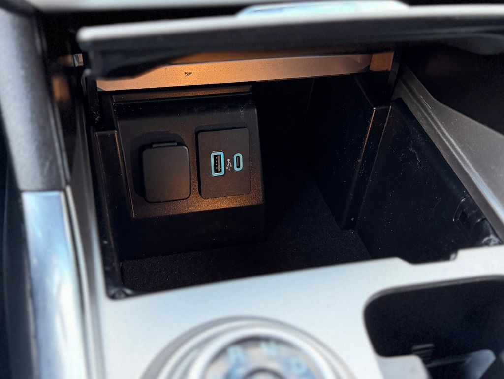 2021 Ford Explorer XLT - Photo 12