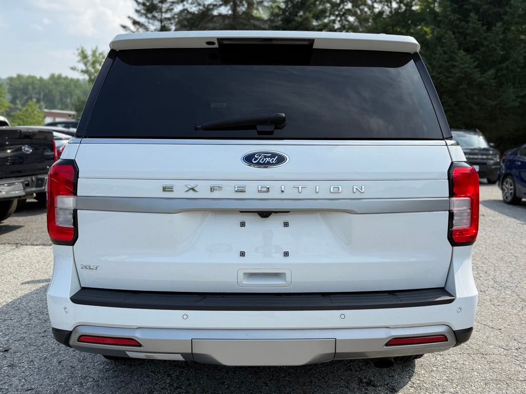 2024 Ford Expedition XLT photo 4
