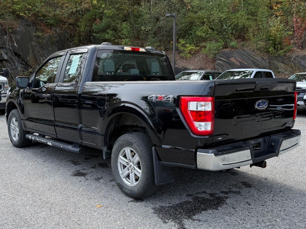 2022 Ford F-150 XL photo 3