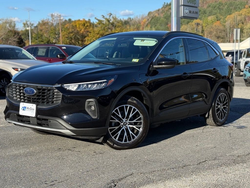 Used 2023 Ford Escape PHEV SUV