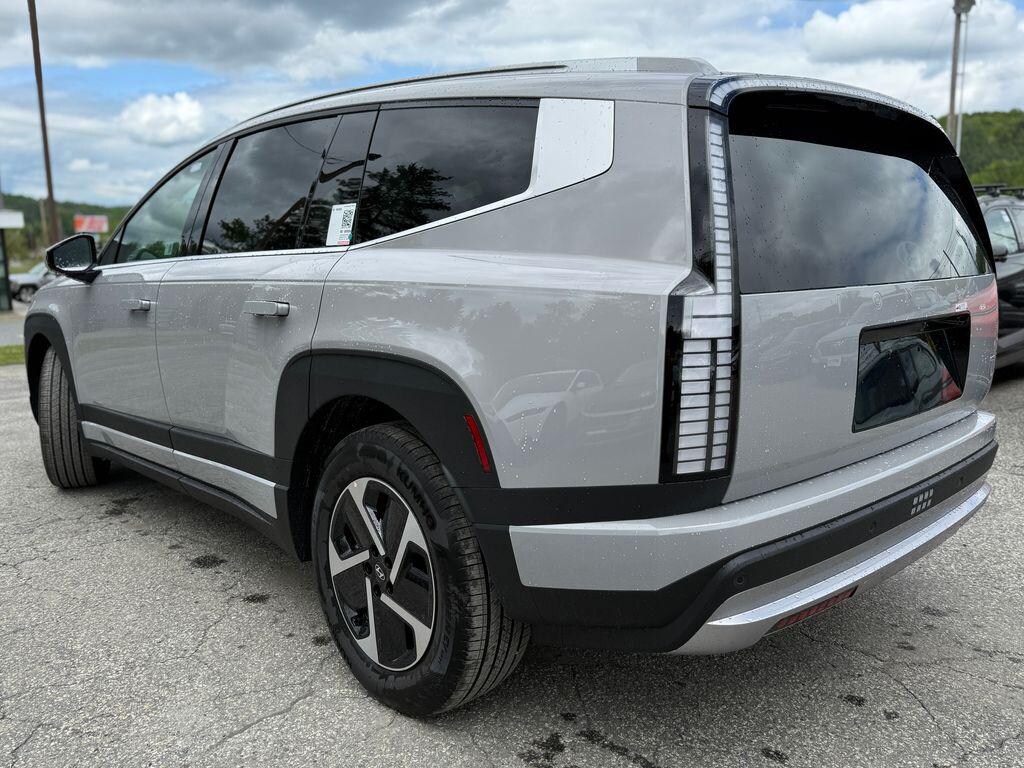 New 2026 Hyundai IONIQ 9 SE SUV