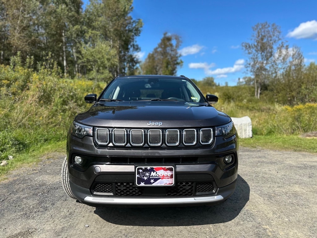 Used 2022 Jeep Compass Limited with VIN 3C4NJDCB9NT114807 for sale in Barre, VT