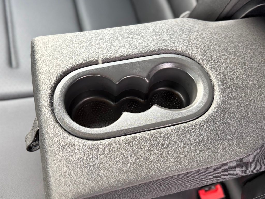 2017 Volkswagen Golf TSI Wolfsburg Edition photo 4