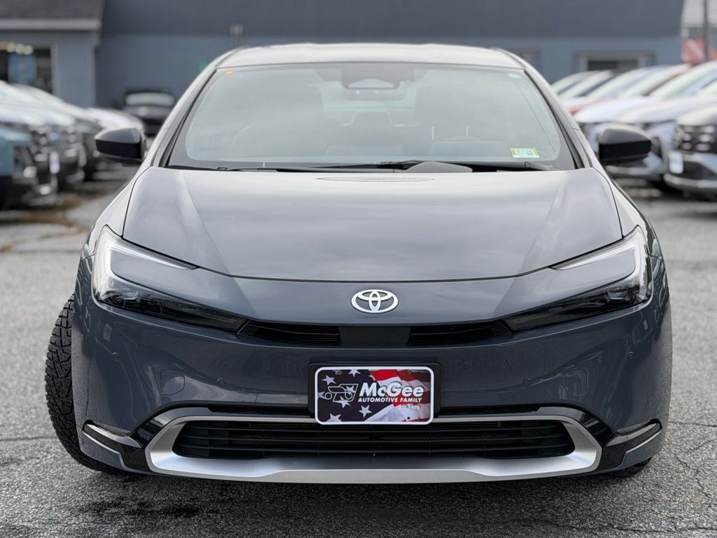 2023 Toyota Prius Prime XSE Premium photo 2