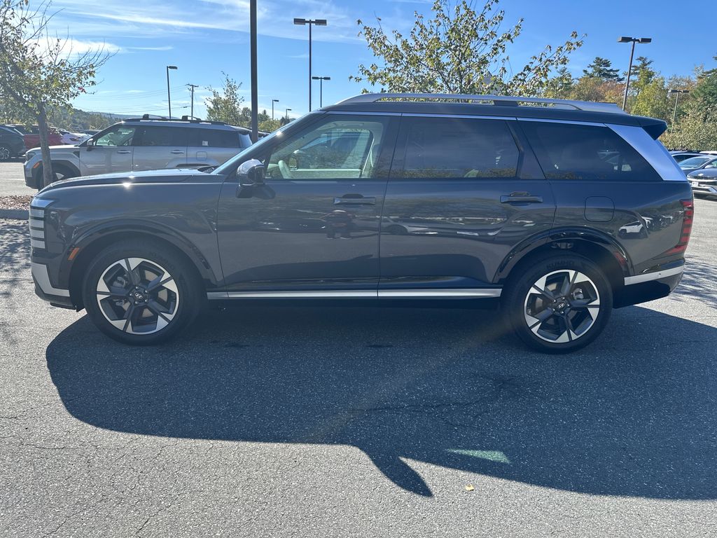 2026 Hyundai Palisade Limited photo 2