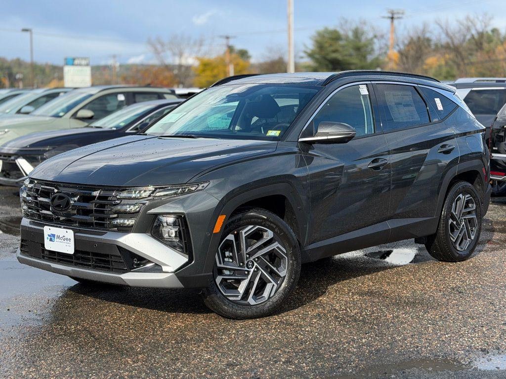 New 2025 Hyundai Tucson Hybrid Limited SUV
