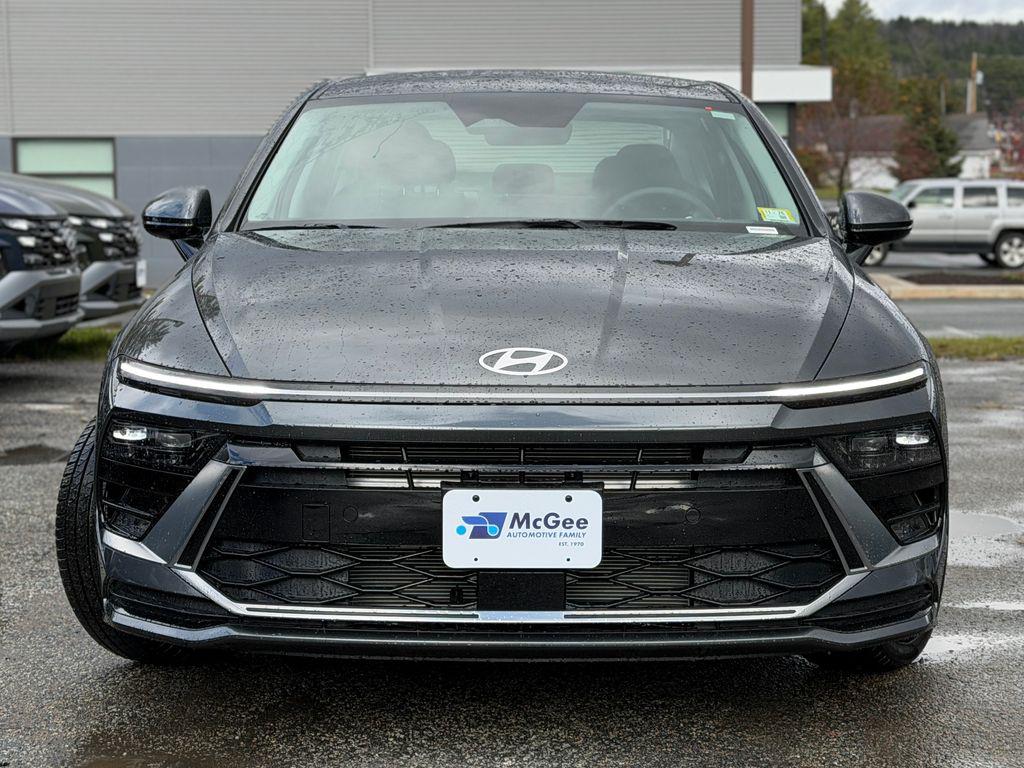 2026 Hyundai Sonata SEL Sport photo 2