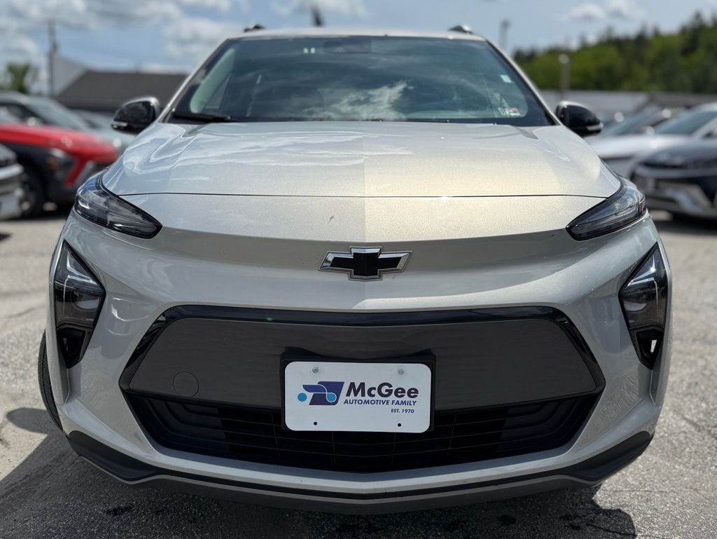 Used 2023 Chevrolet Bolt EUV LT with VIN 1G1FY6S00P4197458 for sale in Barre, VT