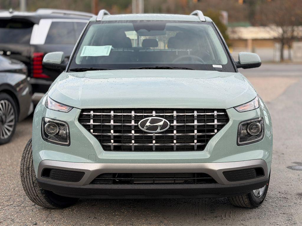 2026 Hyundai Venue SEL photo 2