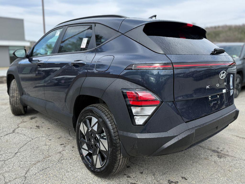 2026 Hyundai Kona SEL photo 4