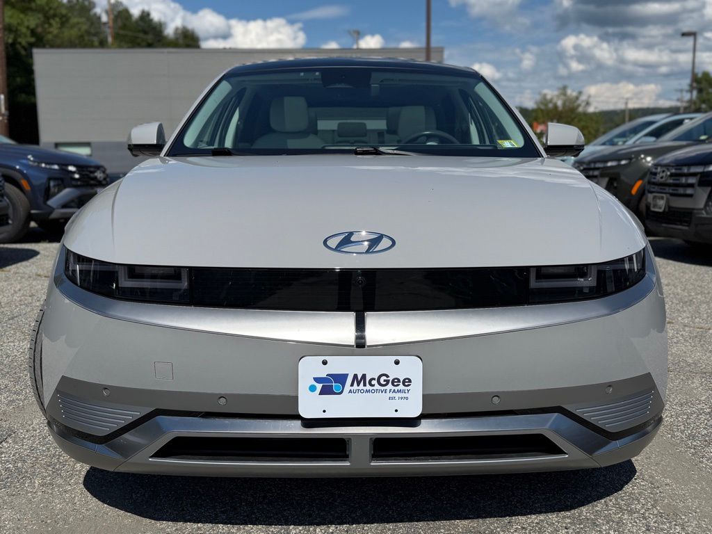 2022 Hyundai Ioniq 5 Limited photo 2