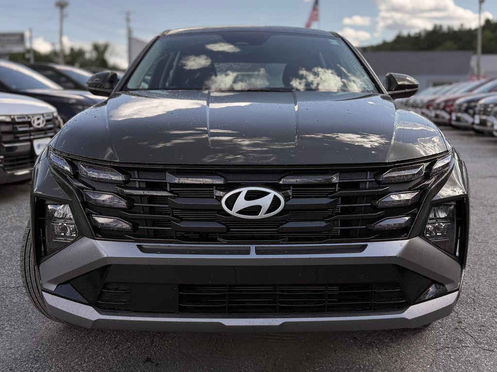 2025 Hyundai Tucson SE photo 2