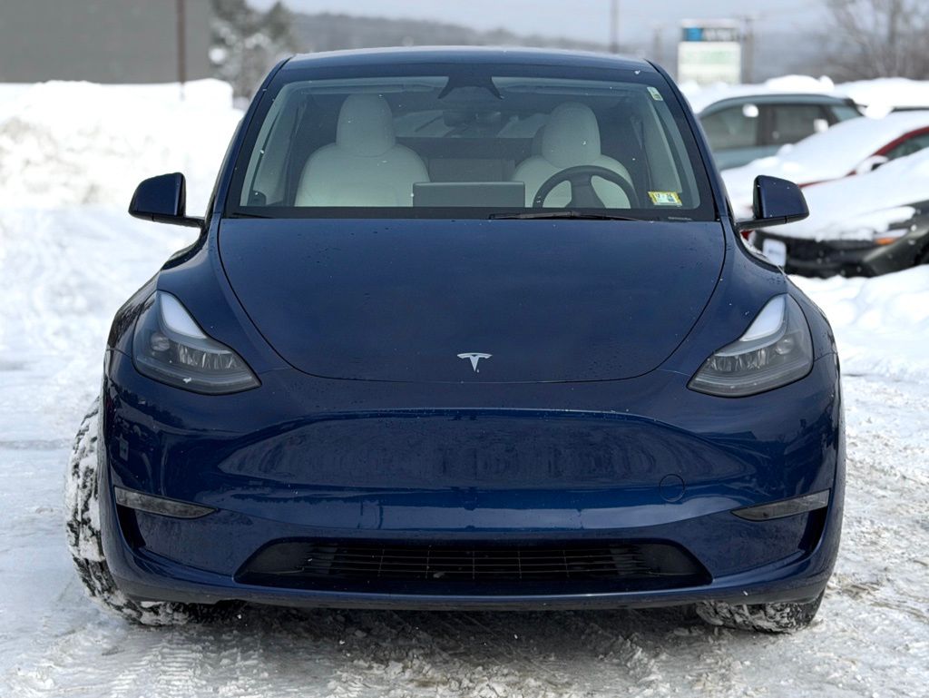 Used 2024 Tesla Model Y Long Range with VIN 7SAYGDEE3RA333897 for sale in Northfield, Minnesota