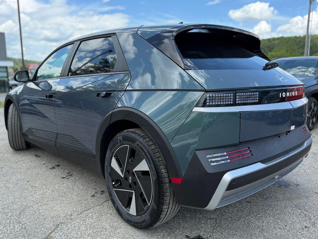 2026 Hyundai Ioniq 5 SEL photo 3