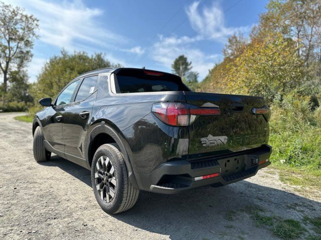 New 2025 Hyundai Santa Cruz SEL AWD Truck