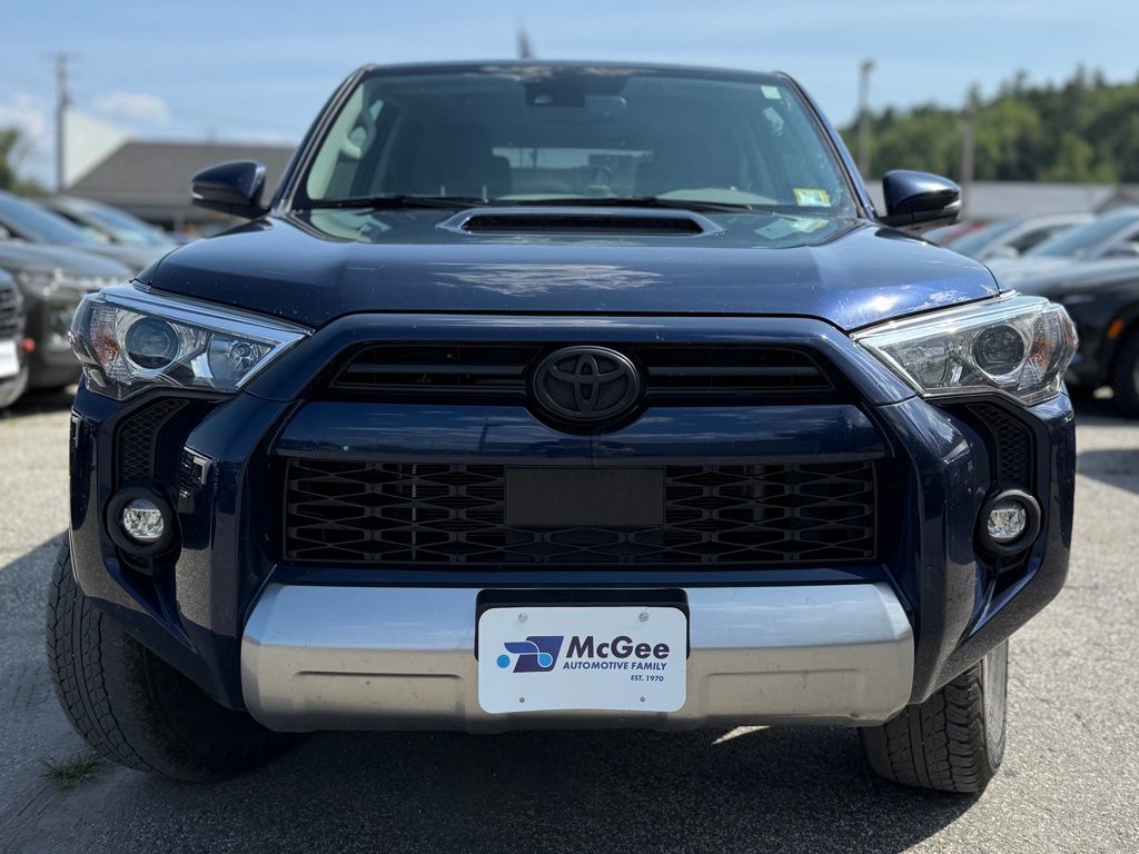 2024 Toyota 4Runner TRD Premium photo 2
