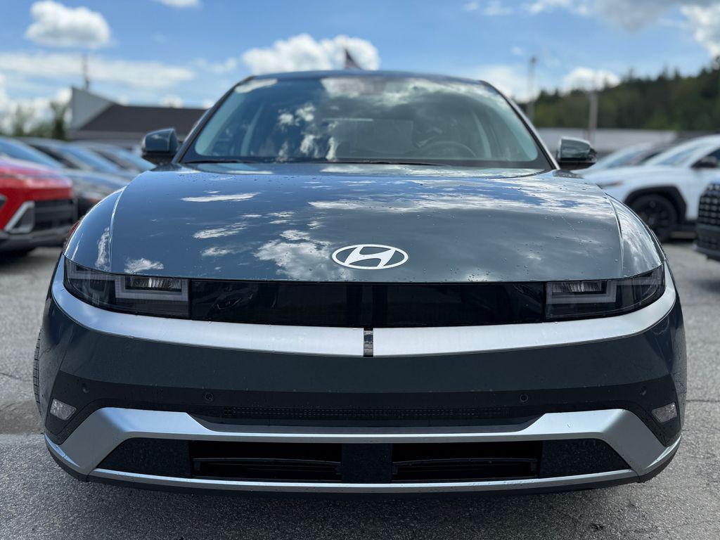 2026 Hyundai Ioniq 5 SEL photo 2