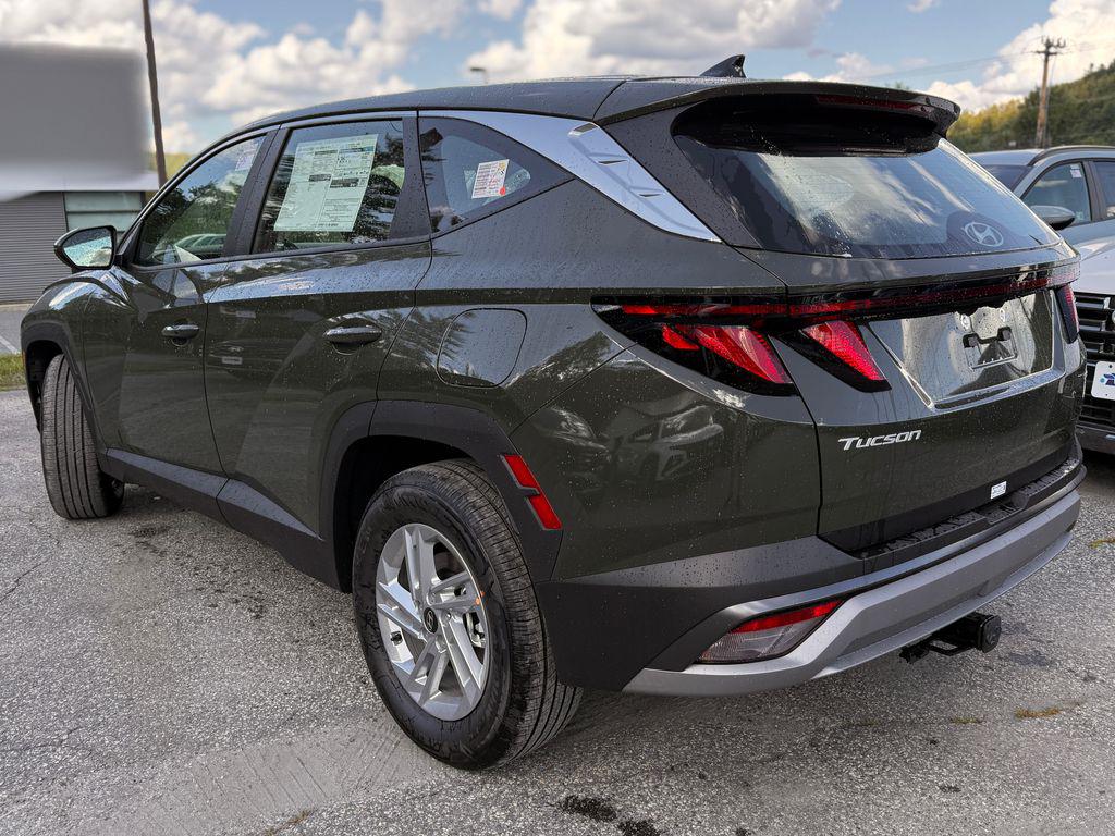 2025 Hyundai Tucson SE photo 3