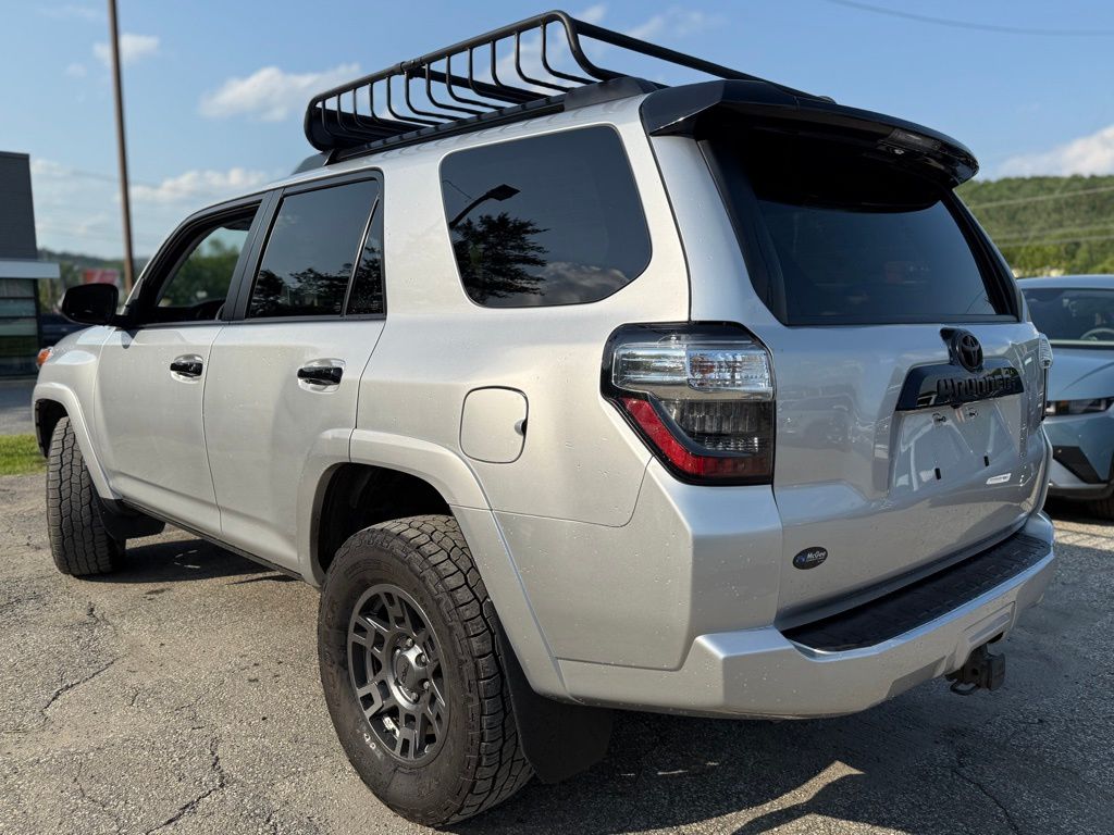 2020 Toyota 4Runner Venture Special Edition photo 3