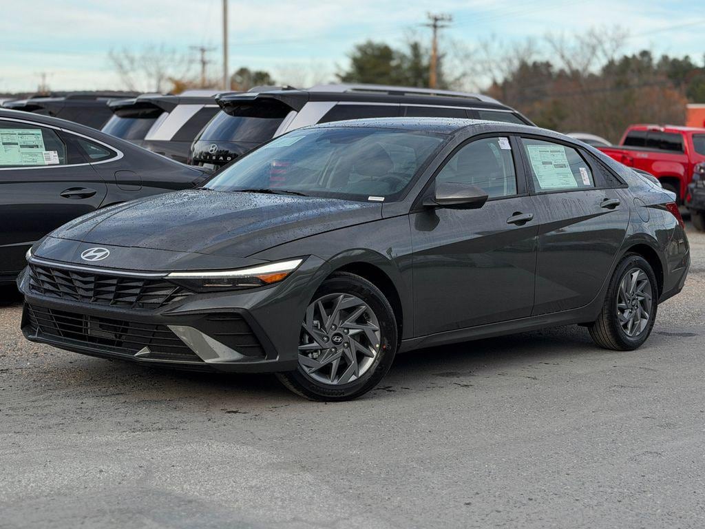 New 2026 Hyundai Elantra Hybrid Blue Sedan