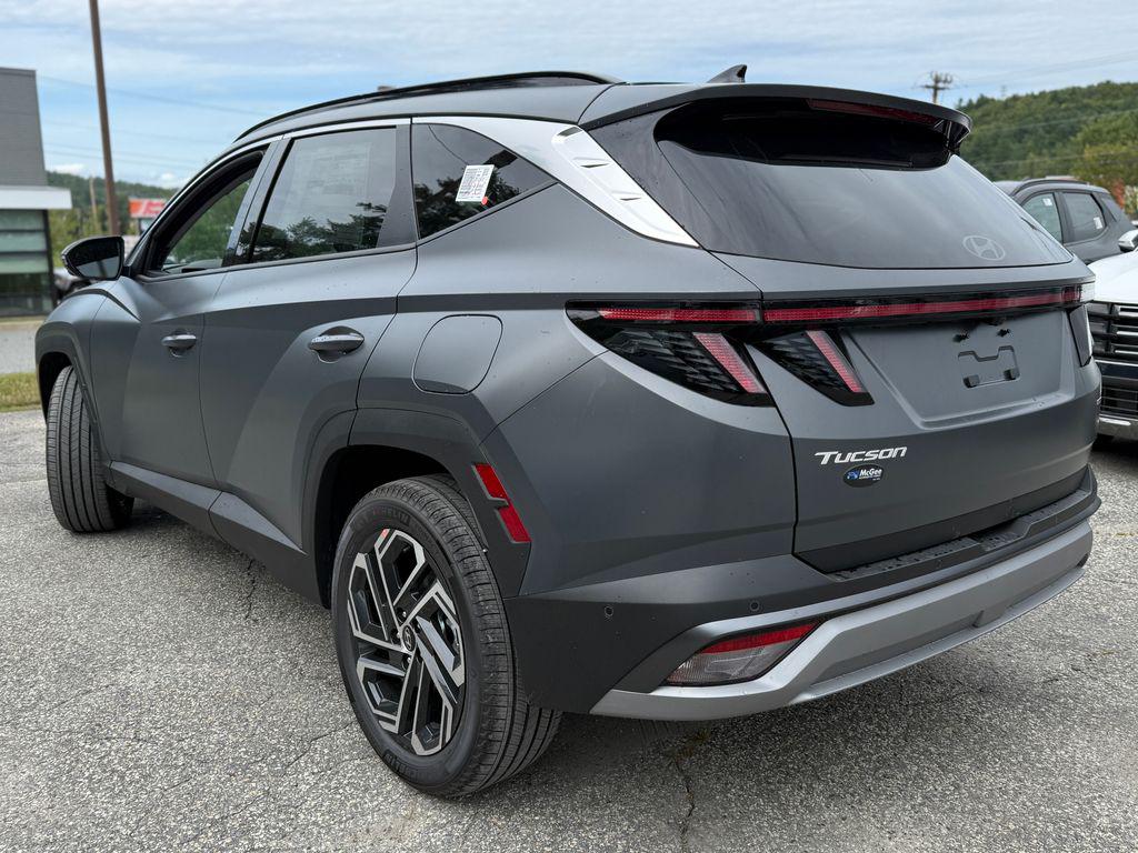 2025 Hyundai Tucson Limited photo 3