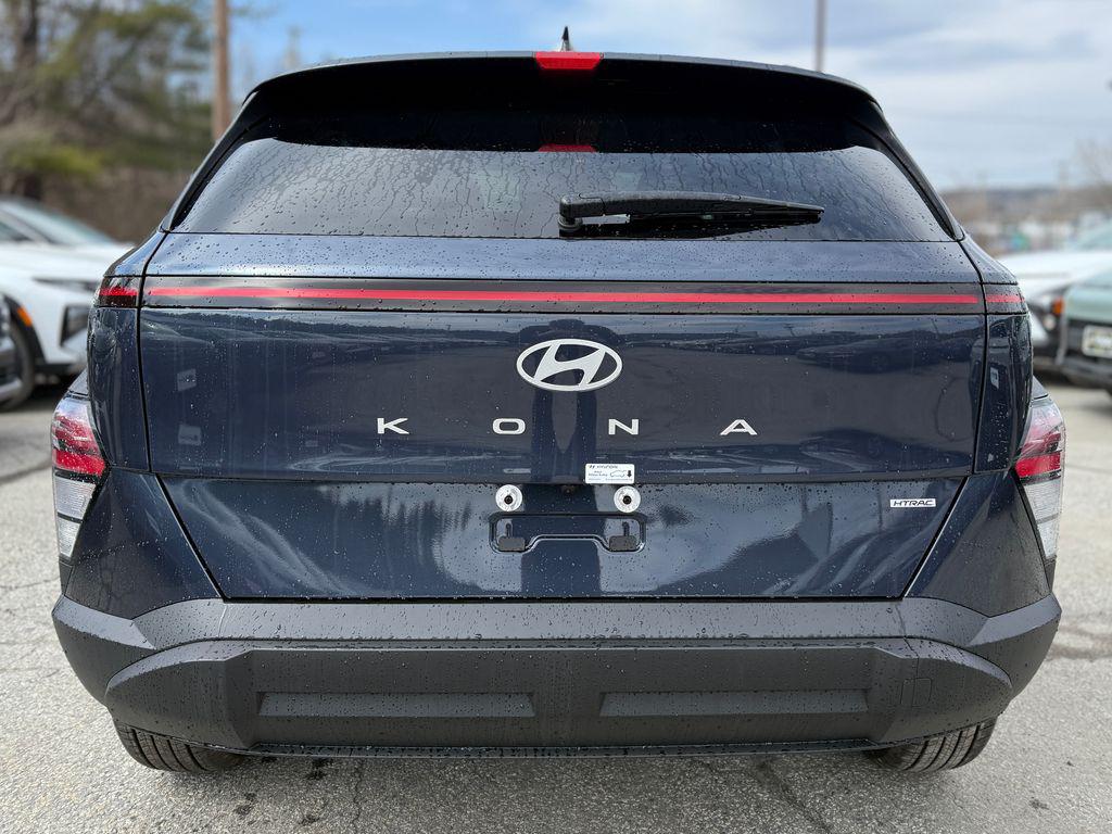 2026 Hyundai Kona SEL photo 3