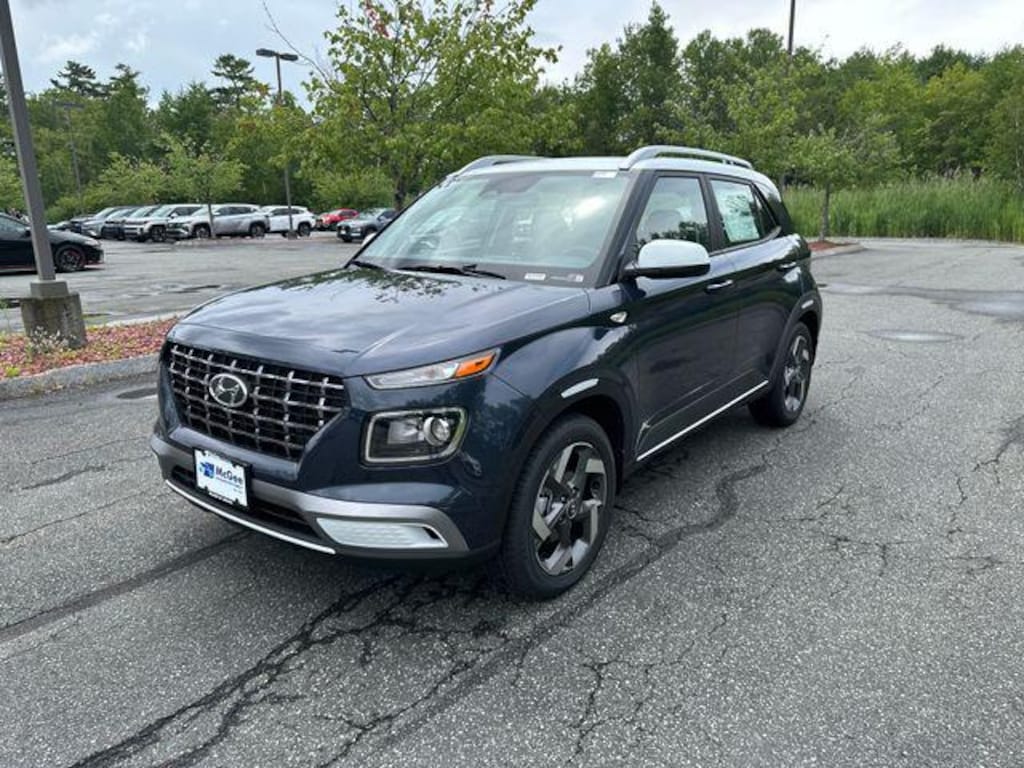 New 2026 Hyundai Venue SEL w/Two-Tone Roof SUV
