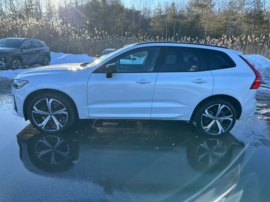 Used 2022 Volvo XC60 B5 AWD R-Design SUV