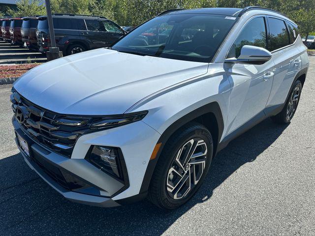 2025 Hyundai Tucson Hybrid SUV 