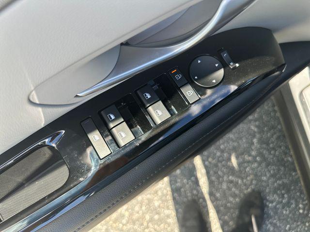 2026 Hyundai Tucson Limited - Photo 11