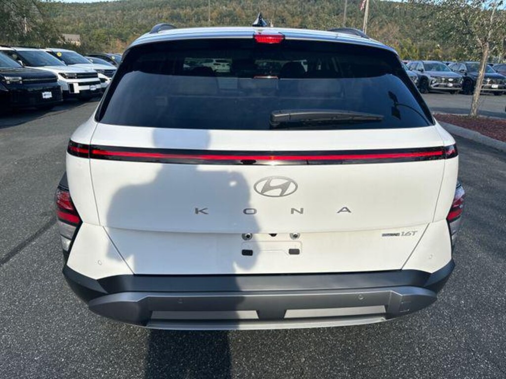 New 2026 Hyundai Kona Limited AWD SUV