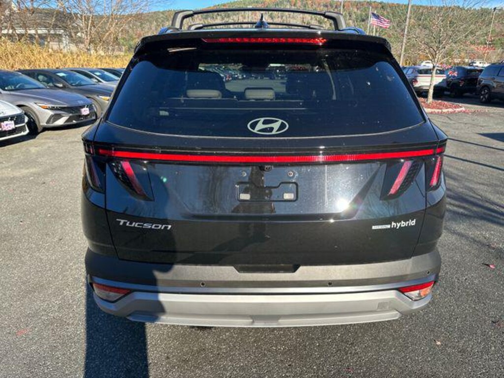 New 2025 Hyundai Tucson Hybrid Limited SUV