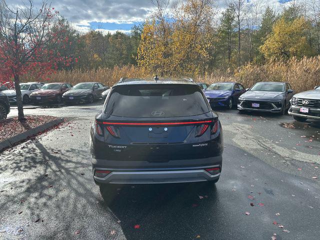 2025 Hyundai Tucson Hybrid Limited photo 3