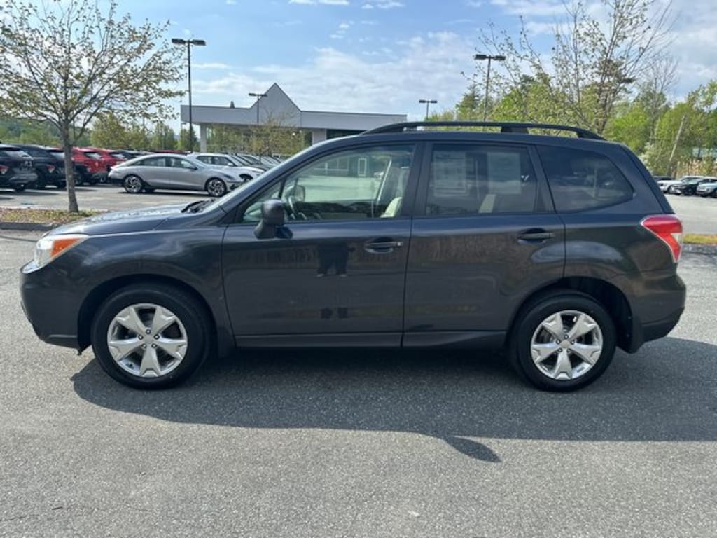 Used 2015 Subaru Forester 2.5i Premium (CVT) SUV