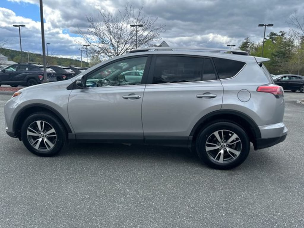 Used 2018 Toyota RAV4 XLE SUV