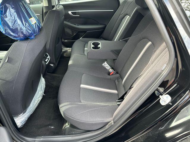 2025 Hyundai Sonata Hybrid SEL - Photo 18