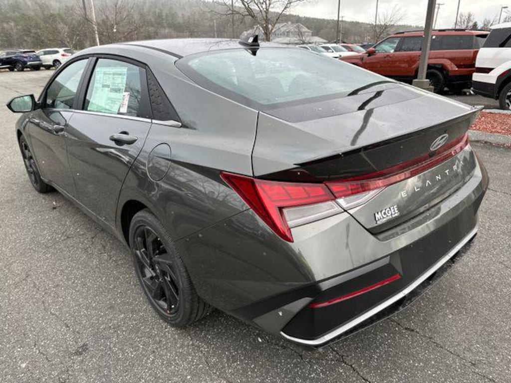 New 2026 Hyundai Elantra SEL Sport Premium Sedan