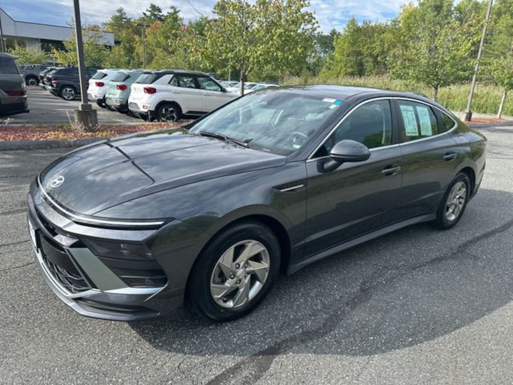 Certified 2025 Hyundai Sonata SE Sedan