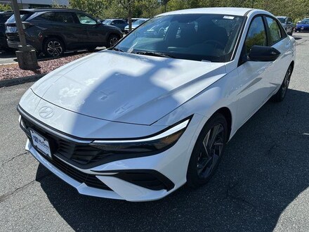 2025 Hyundai Elantra SEL Sport Sedan