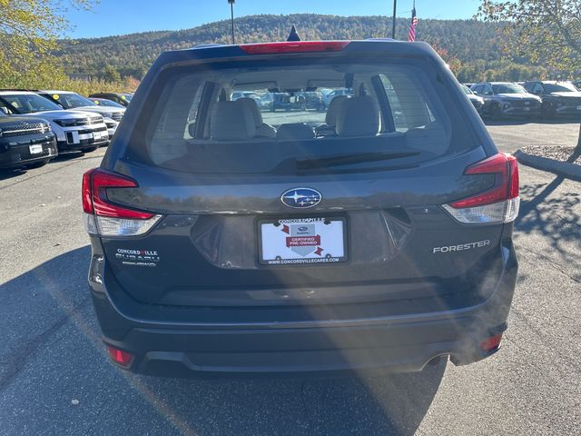 2022 Subaru Forester Base photo 3
