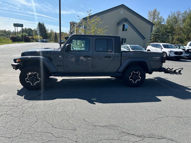 2021 Jeep Gladiator Sport photo 2