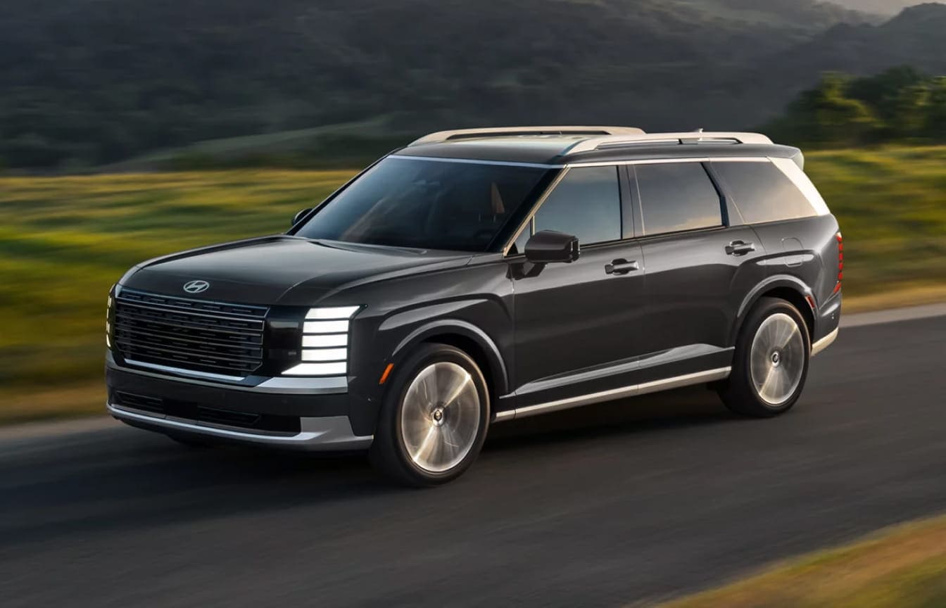 2026 Hyundai Palisade Hybrid shown in Ecotronic Gray Pearl exterior.