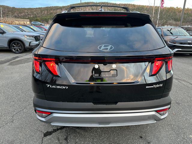 2026 Hyundai Tucson Hybrid SEL photo 4