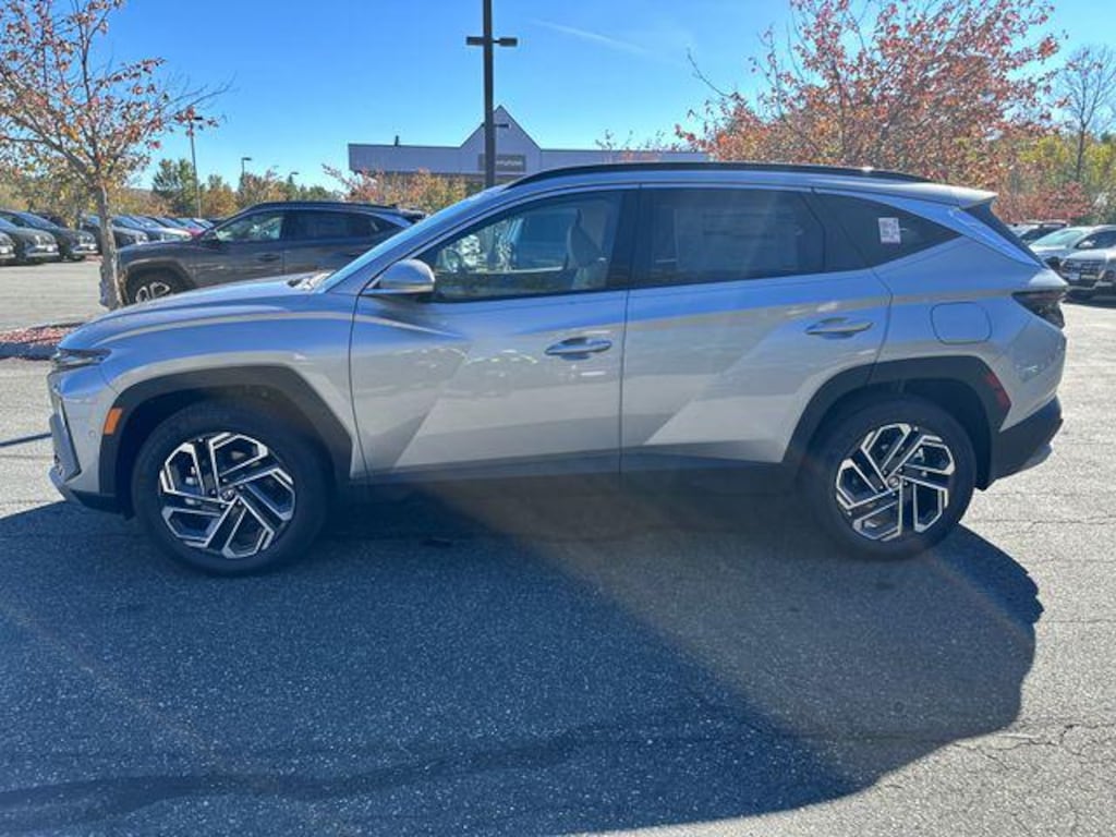New 2025 Hyundai Tucson Hybrid Limited SUV