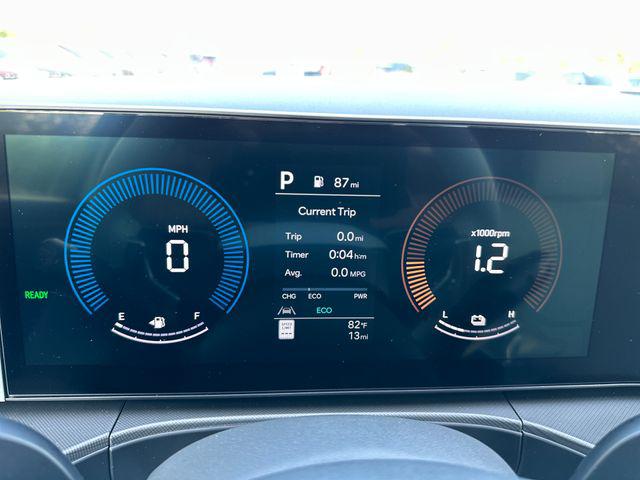 2026 Hyundai Santa Fe SE - Photo 14