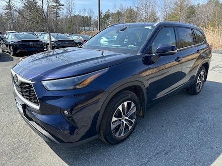 2022 Toyota Highlander XLE SUV