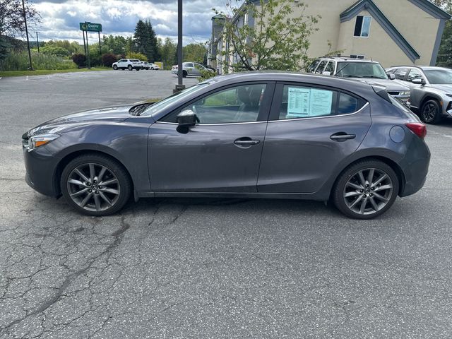 2018 Mazda Mazda3 Touring photo 2